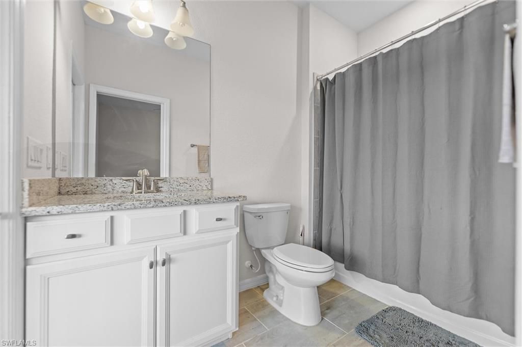 2392 Fallglo St, Naples, FL 34120 Photo