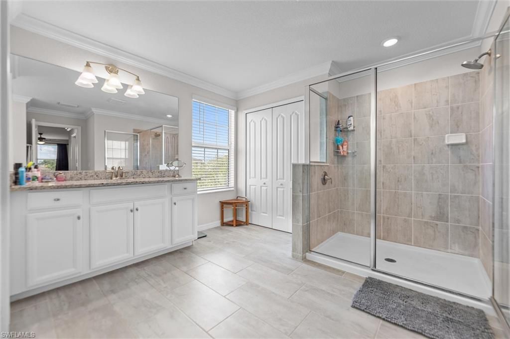 2392 Fallglo St, Naples, FL 34120 Photo