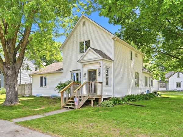 180 S Plum Street, Ellsworth, WI 54011