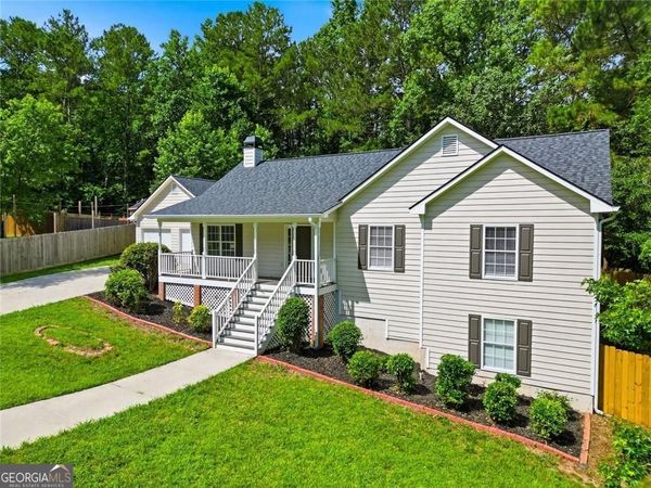 3928 Brianna Drive, Powder Springs, GA 30127