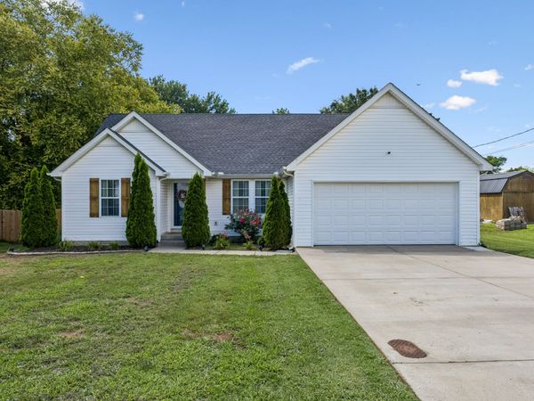 2923 Penny Ln, Murfreesboro, TN 37130