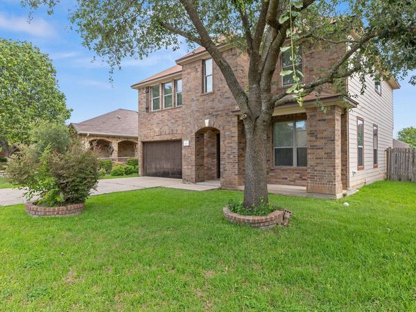 1635 Bayland ST, Round Rock, TX 78664