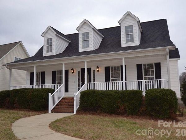 121 Sedge Meadow Drive, Winston Salem, NC 27107