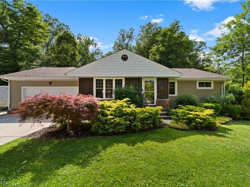 4348 Lansing Drive, North Olmsted, OH 44070 Photo 1