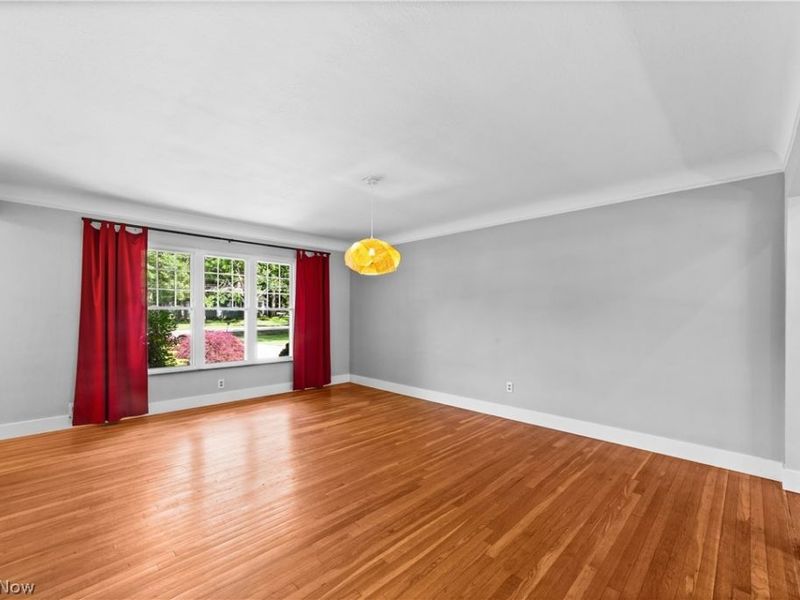 4348 Lansing Drive, North Olmsted, OH 44070 Photo 4