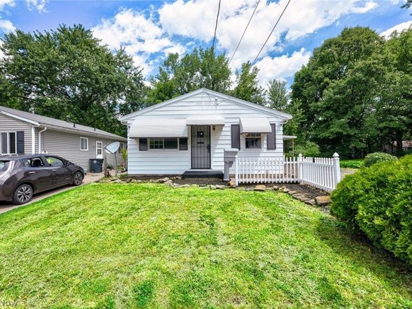 1163 Tonawanda Avenue , Akron, OH 44305
