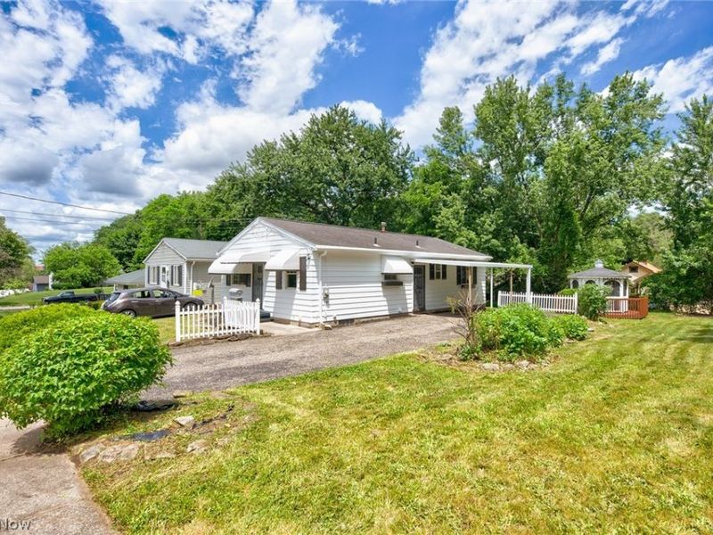 1163 Tonawanda Avenue, Akron, OH 44305 Photo 2