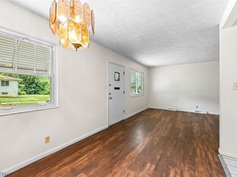 1163 Tonawanda Avenue, Akron, OH 44305 Photo 5