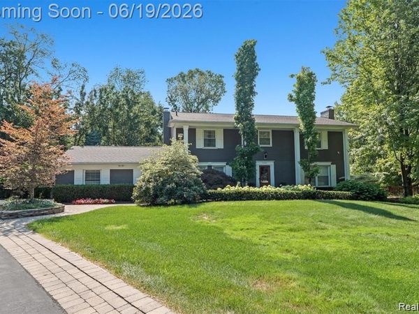 5365 Van Ness Court, Bloomfield Hills, MI 48302