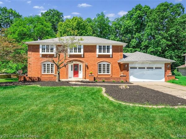 5994 Glen Eagles Drive, West Bloomfield Twp, MI 48323