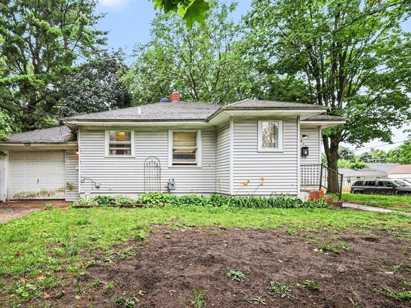 924 Griggs Street SE, Grand Rapids, MI 49507