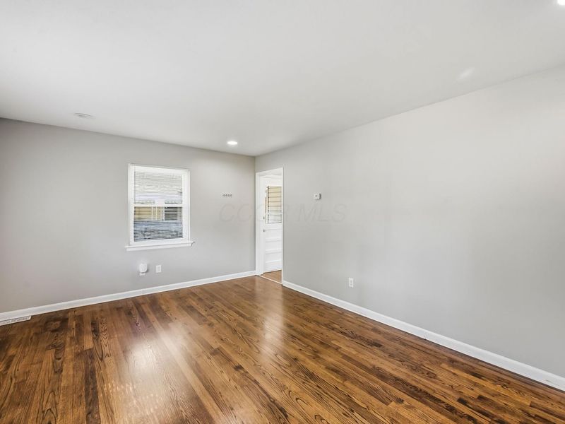 3147 Hamilton Avenue, Columbus, OH 43224 Photo 9