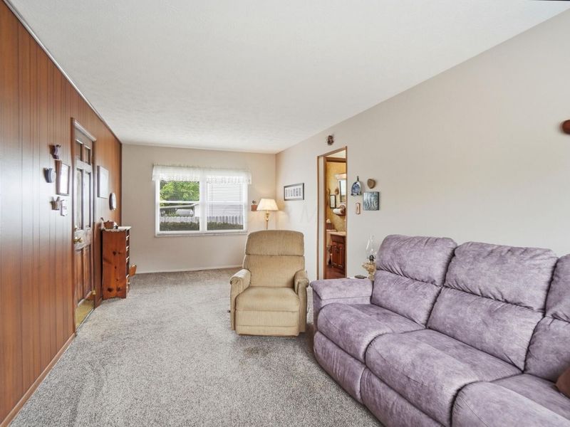 1750 Flinthill Drive , Columbus, OH 43223 Photo 13