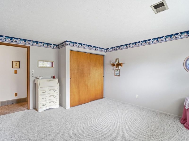 1750 Flinthill Drive , Columbus, OH 43223 Photo 20