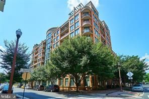 3625 10th Street N , Unit 202, Arlington, VA 22201 Main Photo