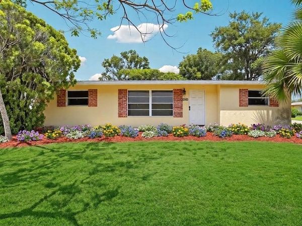 1806 DODGE CIRCLE , MELBOURNE, FL 32935