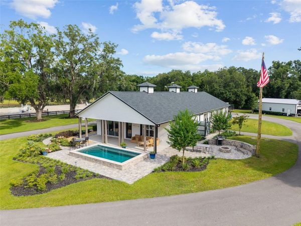 11140 NW 160TH AVENUE , MORRISTON, FL 32668