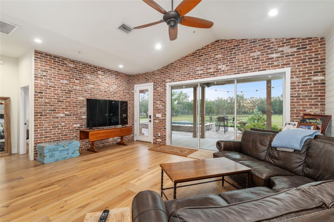 11140 NW 160th Avenue, Morriston, FL 32668 Photo