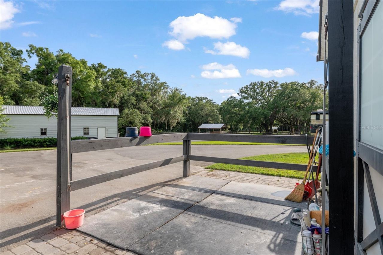 11140 NW 160th Avenue, Morriston, FL 32668 Photo