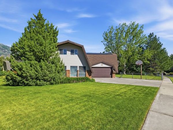 9892 N HIDDEN DR , Highland, UT 84003