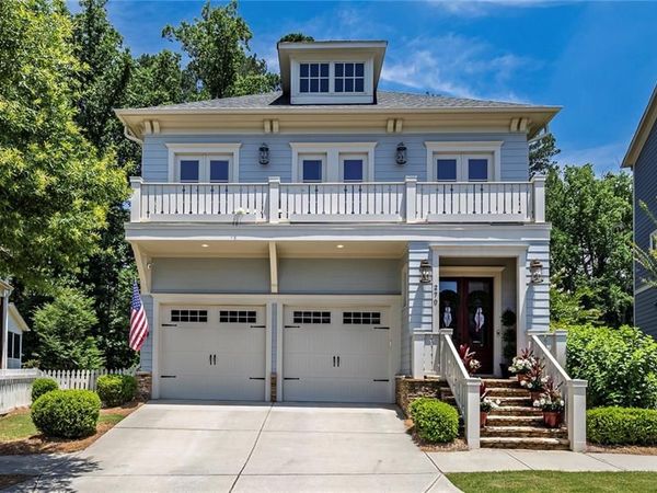 270 Dawson Drive , Woodstock, GA 30188
