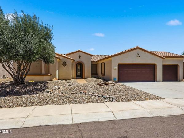 19719 N HIDDEN RIDGE Drive, Surprise, AZ 85374