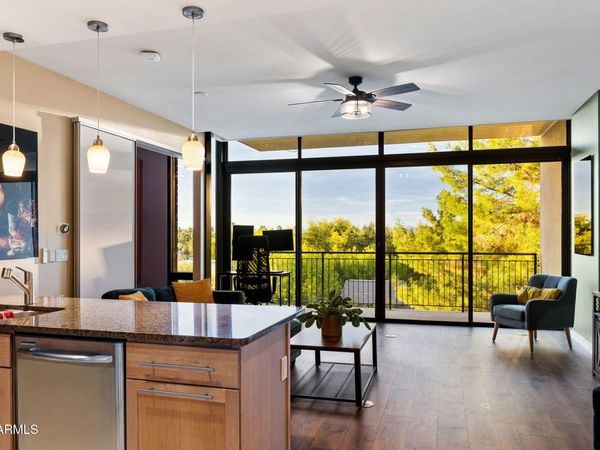 208 W PORTLAND Street, Unit 360, Phoenix, AZ 85003