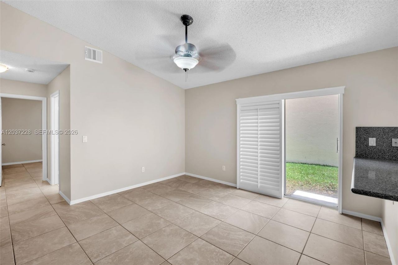 467 SW 191st Terrace, Pembroke Pines, FL 33029 Photo