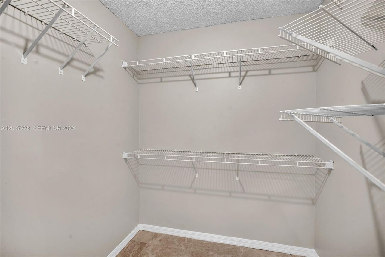 467 SW 191st Terrace, Pembroke Pines, FL 33029 Photo