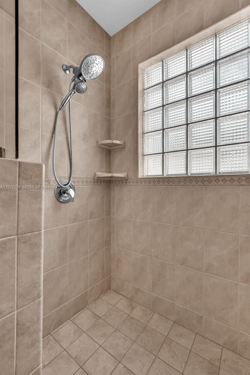 467 SW 191st Terrace, Pembroke Pines, FL 33029 Photo