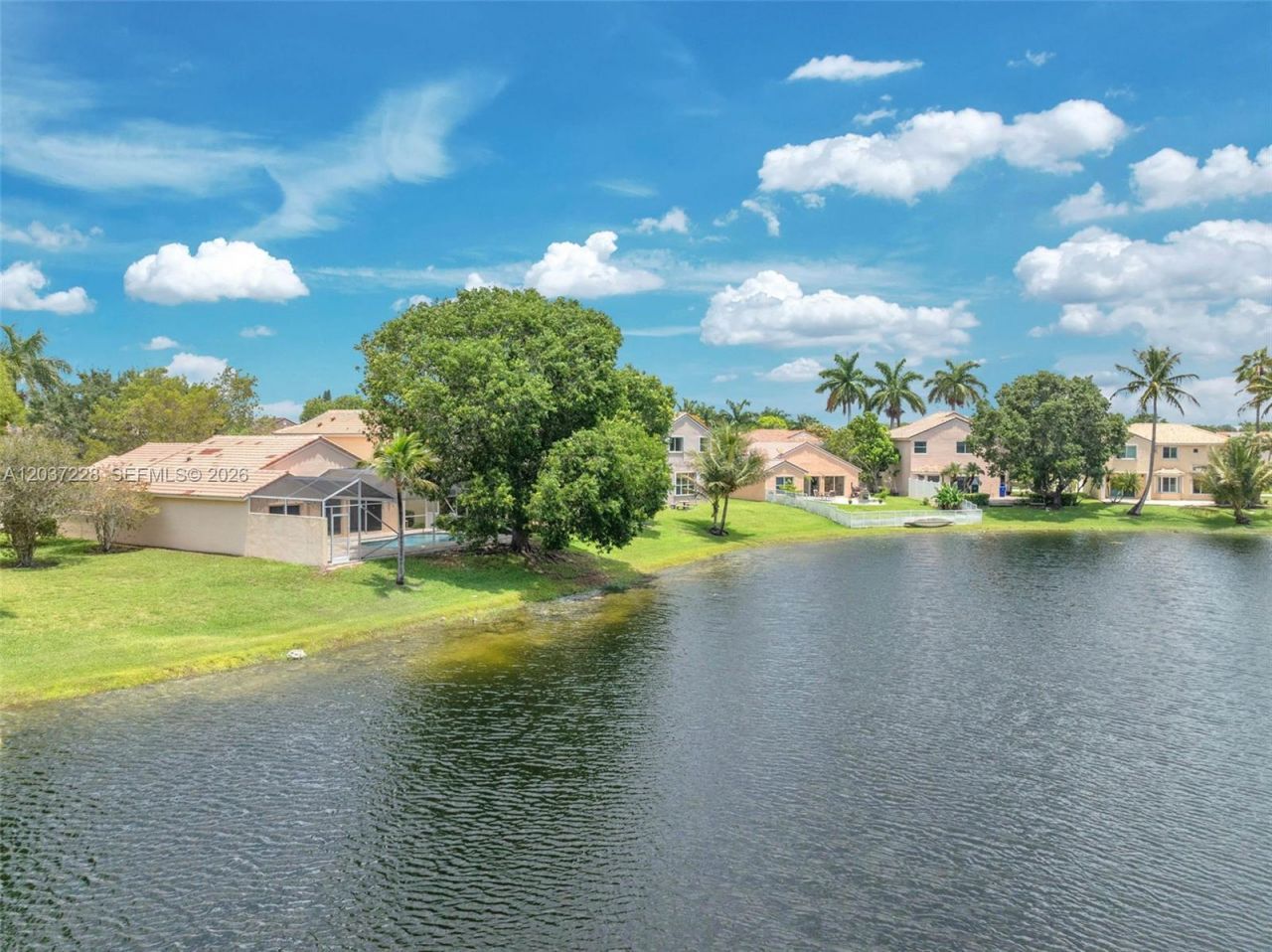 467 SW 191st Terrace, Pembroke Pines, FL 33029 Photo
