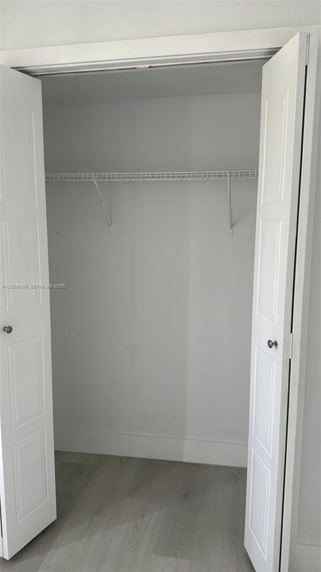 331 Lakeview Dr , Unit 101, Weston, FL 33326 Photo