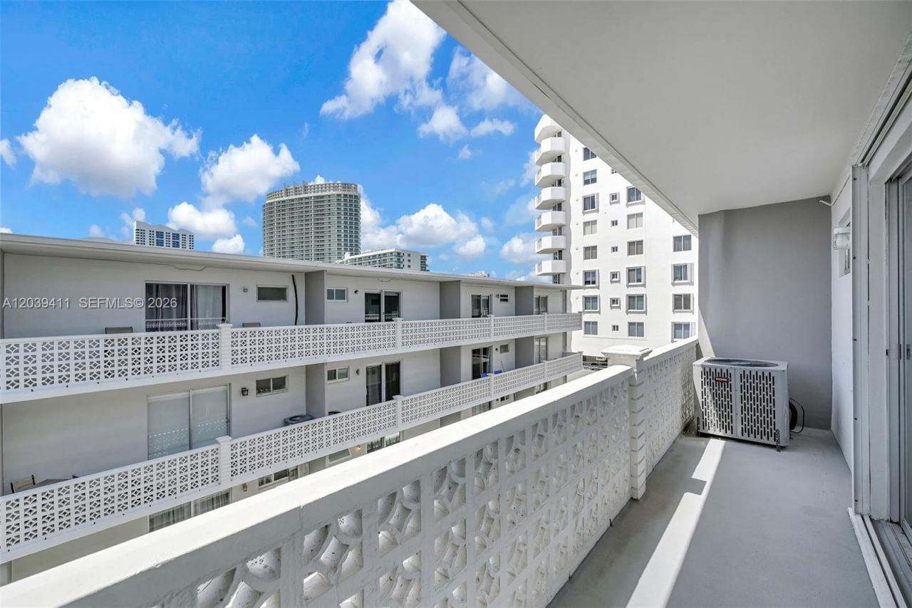 1620 West Ave , Unit 603, Miami Beach, FL 33139 Photo