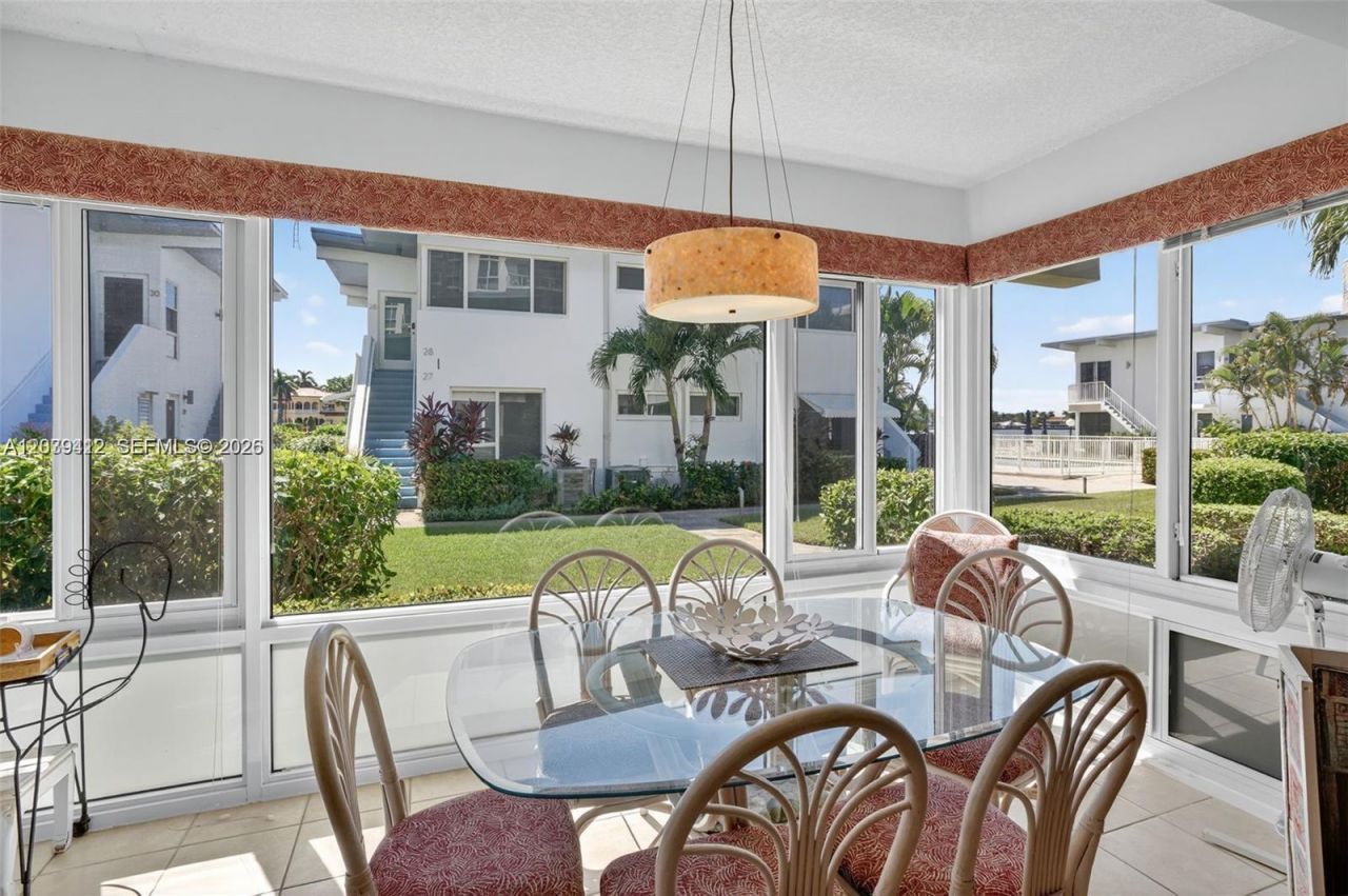 425 Bayshore Dr, Unit d-3, Fort Lauderdale, FL 33304 Photo