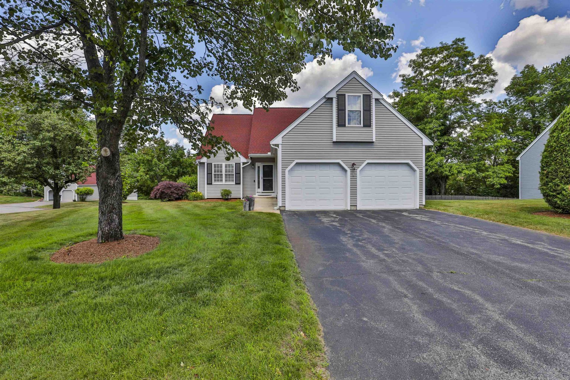 2 Myopia Lane, Nashua, NH 03063 Main Photo