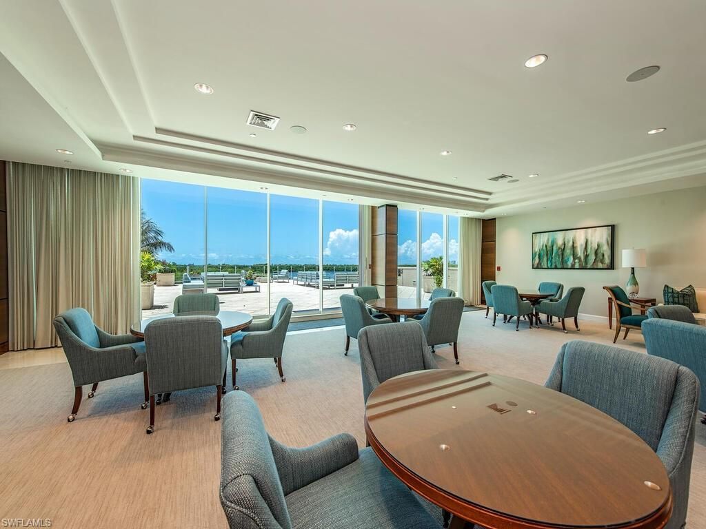 60 Seagate Dr , Unit 305, Naples, FL 34103 Photo