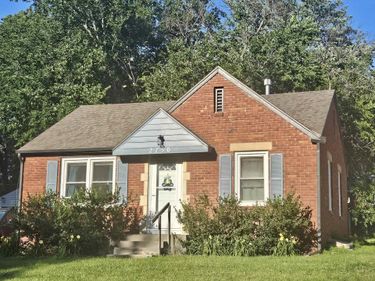 2750 S 34th Street, Lincoln, NE 68506