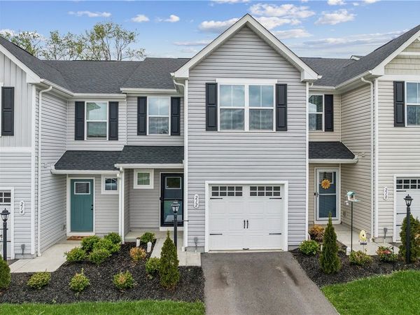 212 Smith Lane , Beaver Falls, PA 15010