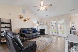 113 Coral Crest Dr.  photo 4