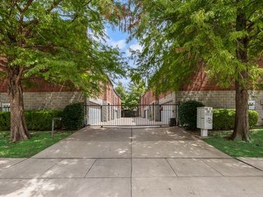 5801 Ross Avenue, Unit B, Dallas, TX 75206