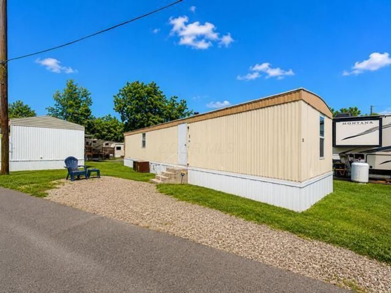 25 Horseshoe Drive, Newark, OH 43055 Photo 3