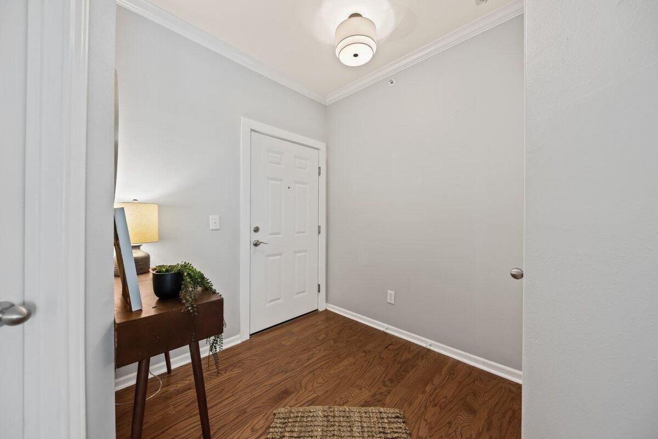 130 River Landing Drive Photo 6