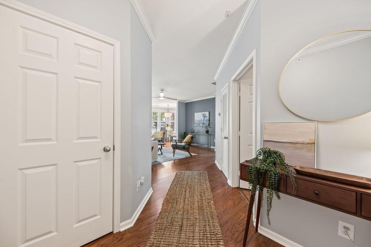 130 River Landing Drive Photo 7
