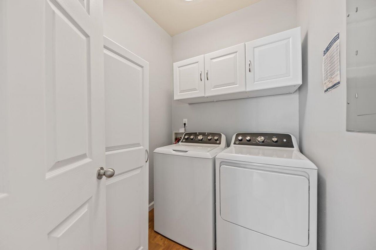 130 River Landing Drive Photo 8