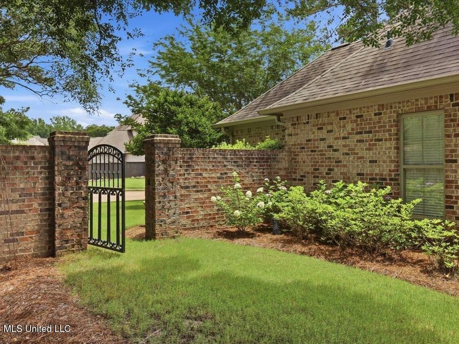 Property Image 61