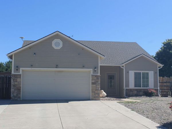 42 Eagle Court , Parachute, CO 81635