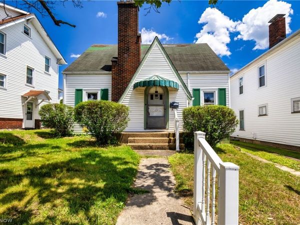 302 Cedar Avenue, Steubenville, OH 43952