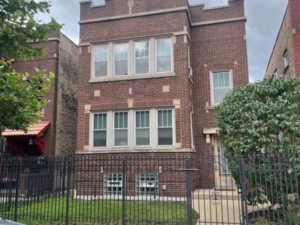 3622 N WHIPPLE Street , Chicago, IL 60618