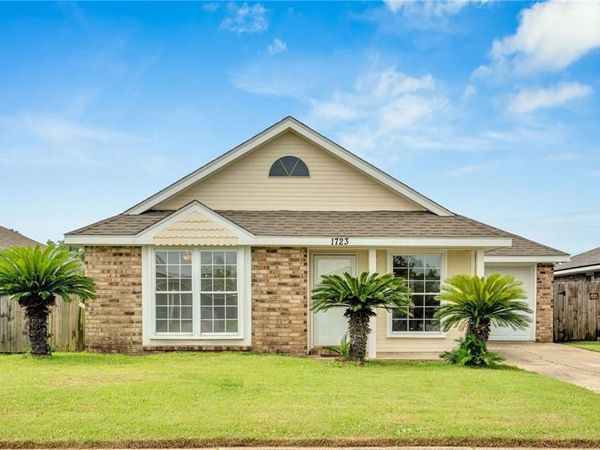 1723 CREOLE Street , LaPlace, LA 70068