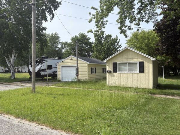 2507 Nelson Street, Manistee, MI 49660